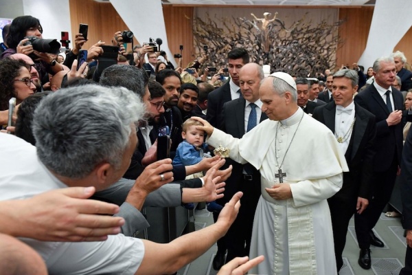 papież Leon na audiencji